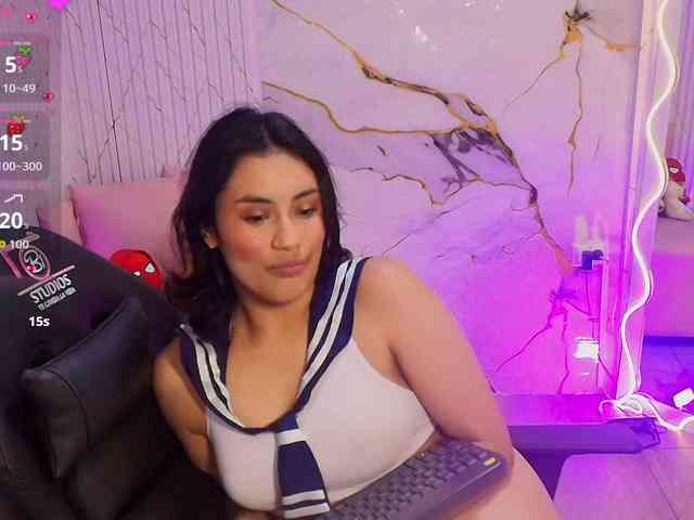 PEACHY-TAY webcam