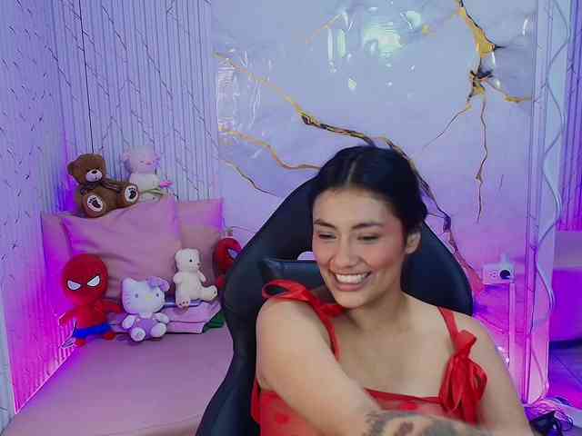 PEACHY-TAY webcam