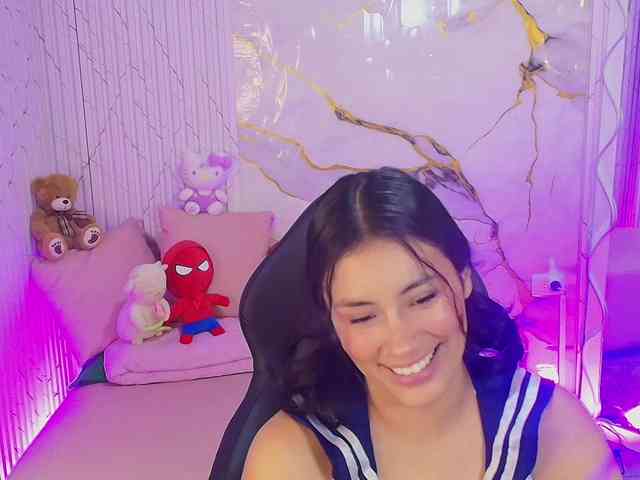 PEACHY-TAY webcam