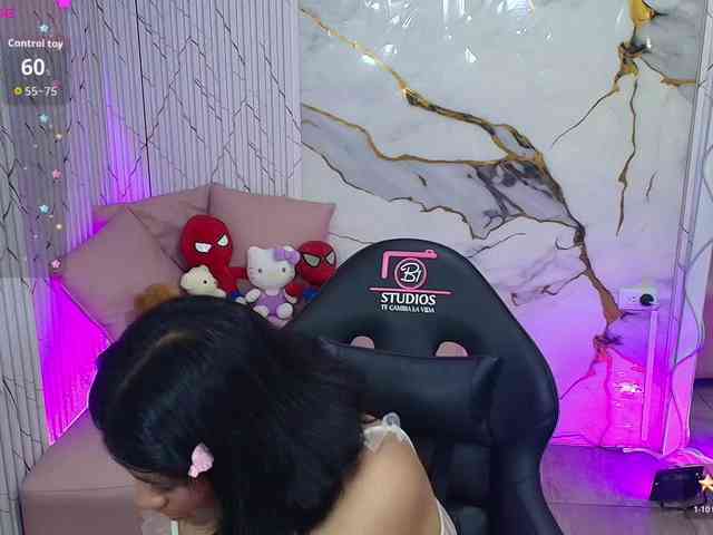 PEACHY-TAY webcam
