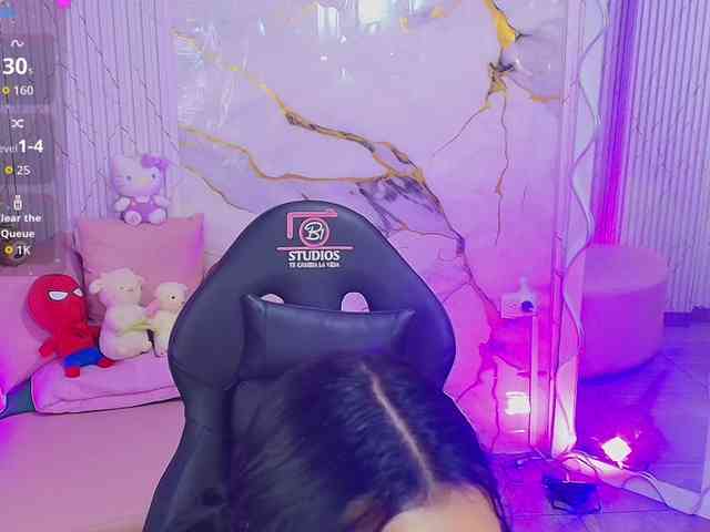 PEACHY-TAY webcam