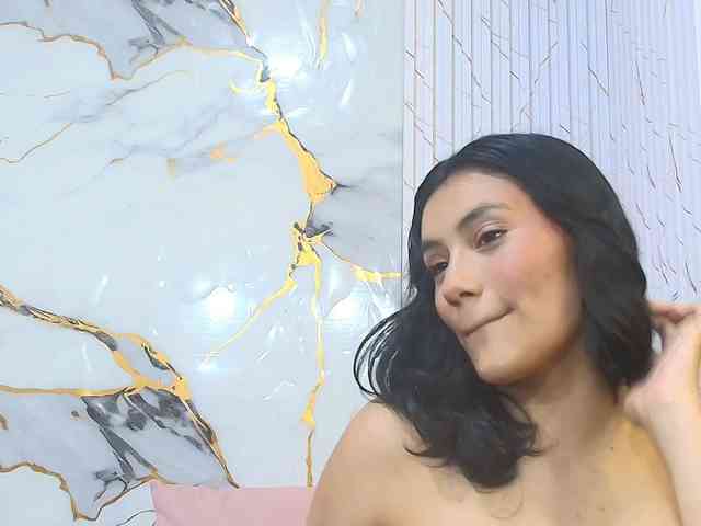 PEACHY-TAY webcam