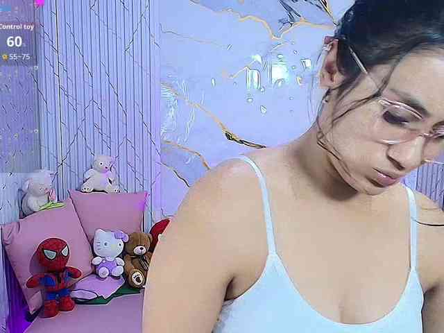PEACHY-TAY webcam