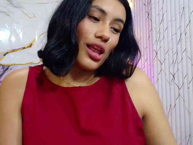 PEACHY-TAY webcam