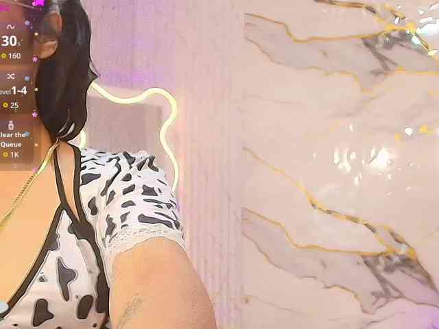 PEACHY-TAY webcam