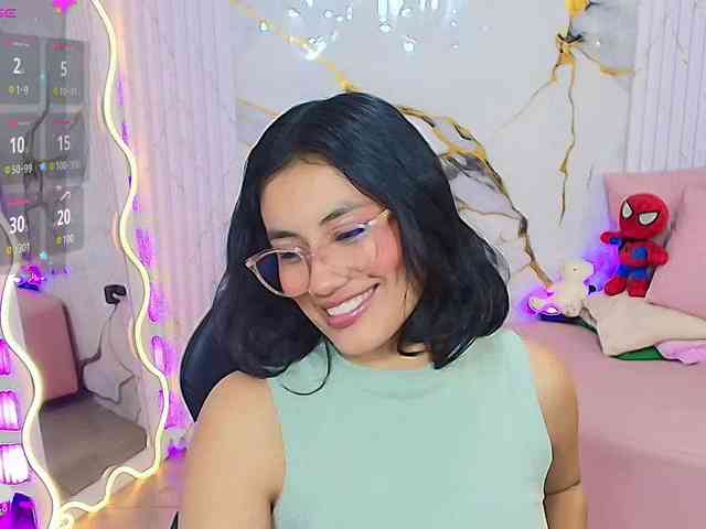 PEACHY-TAY webcam