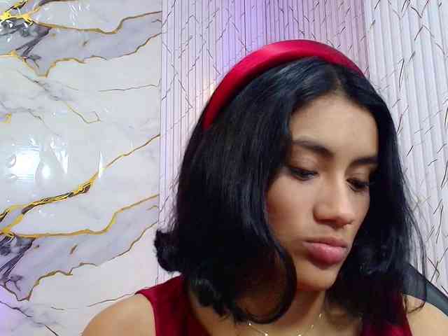 PEACHY-TAY webcam