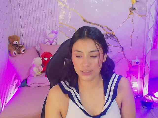 PEACHY-TAY webcam