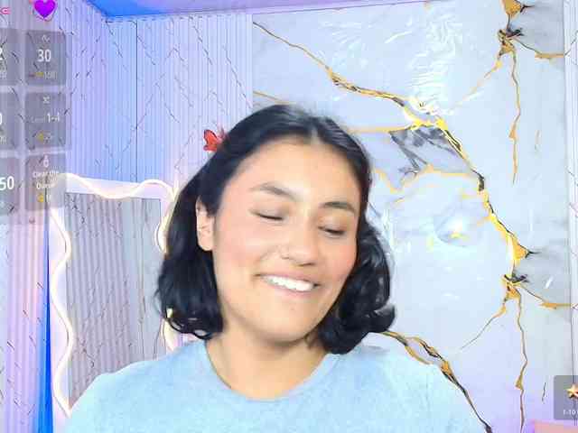 PEACHY-TAY webcam