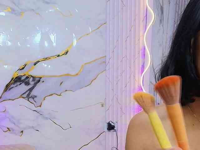 PEACHY-TAY webcam
