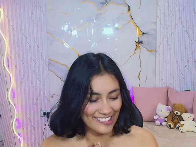 PEACHY-TAY webcam