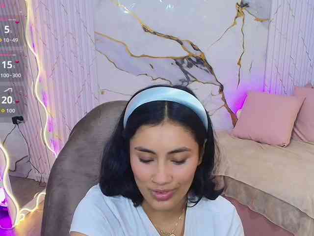 PEACHY-TAY webcam