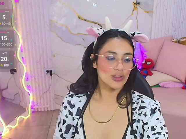 PEACHY-TAY webcam