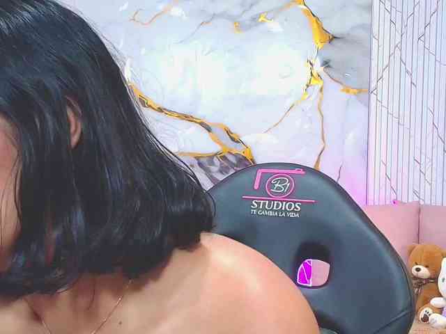 PEACHY-TAY webcam