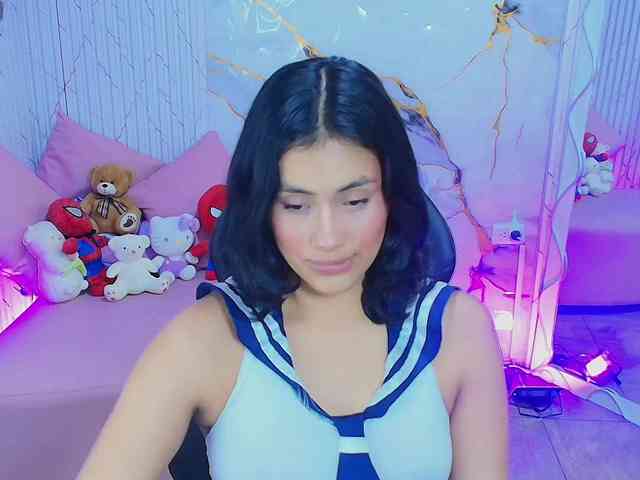 PEACHY-TAY webcam
