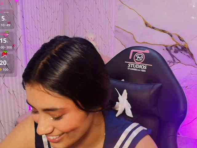 PEACHY-TAY webcam