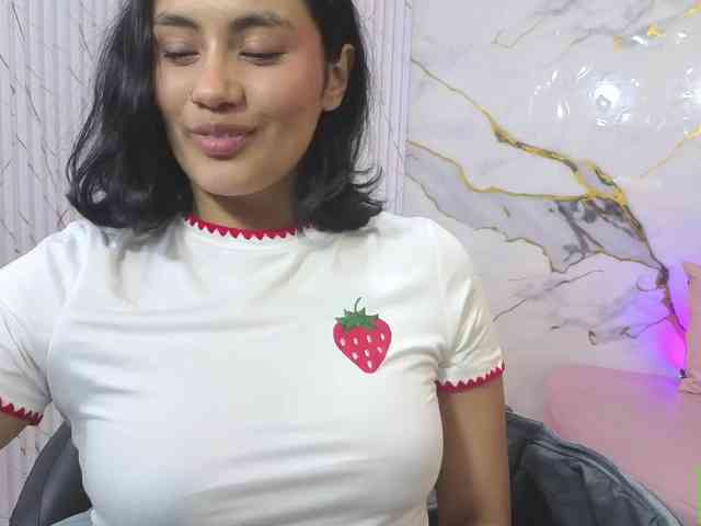 PEACHY-TAY webcam