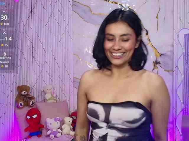 PEACHY-TAY webcam