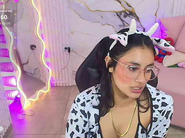 PEACHY-TAY webcam