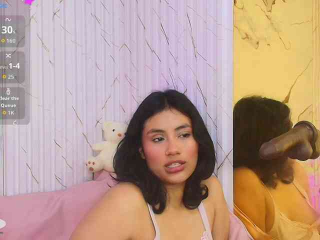 PEACHY-TAY webcam