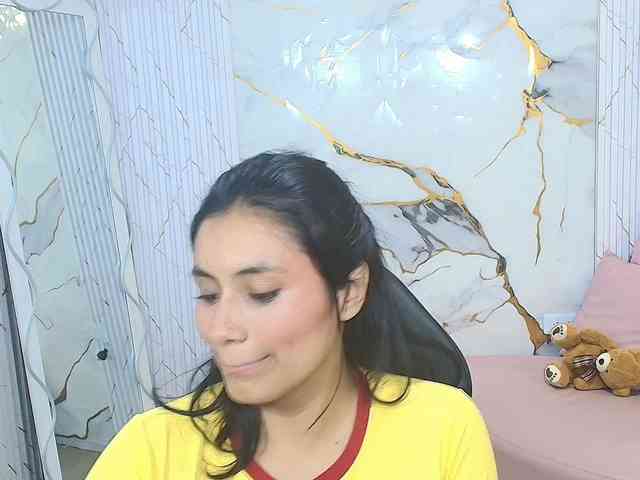 PEACHY-TAY webcam
