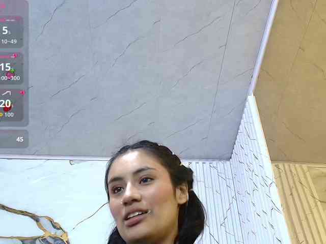 PEACHY-TAY webcam