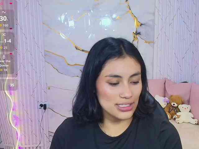 PEACHY-TAY webcam