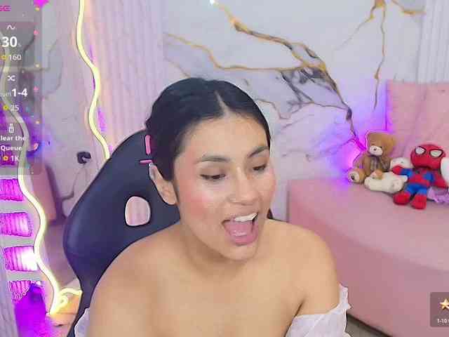 PEACHY-TAY webcam