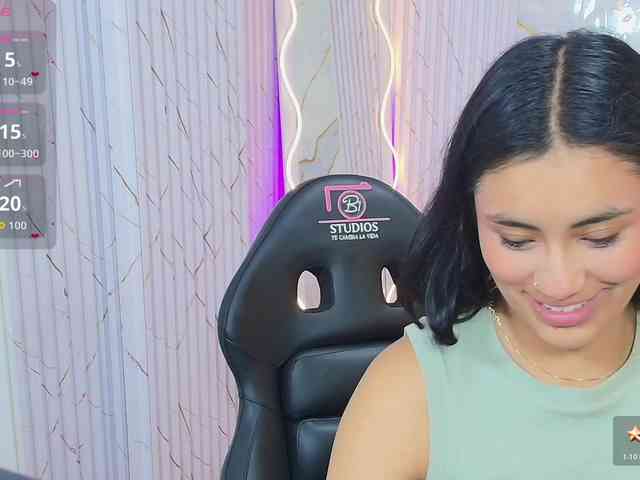 PEACHY-TAY webcam