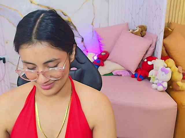 PEACHY-TAY webcam
