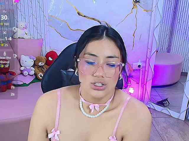 PEACHY-TAY webcam