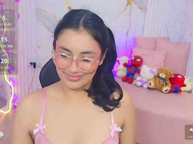 PEACHY-TAY webcam