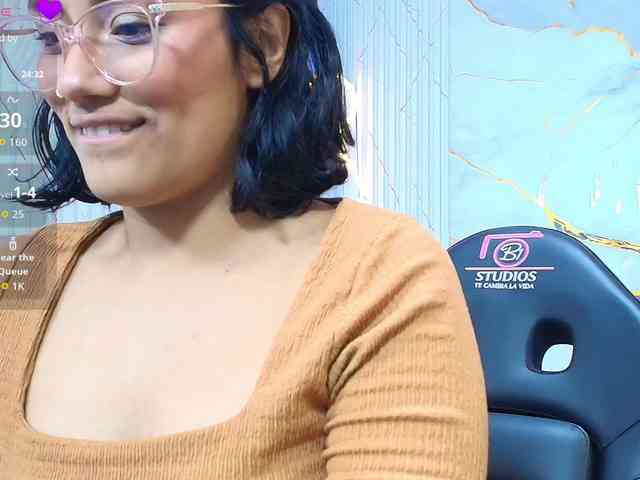PEACHY-TAY webcam