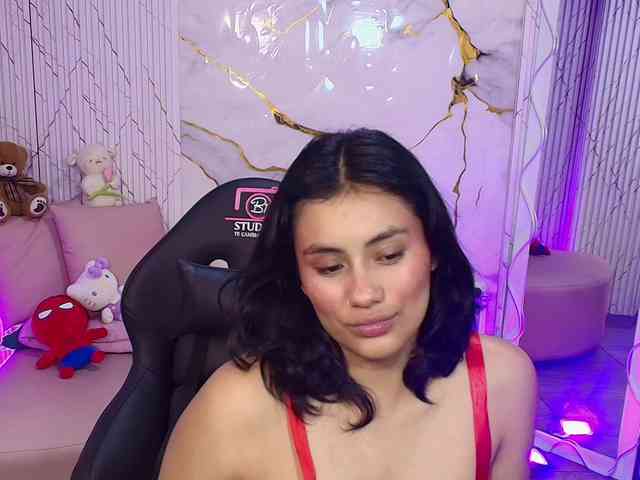 PEACHY-TAY webcam