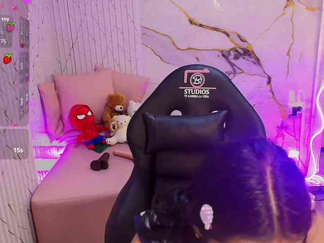 PEACHY-TAY webcam