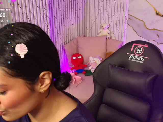 PEACHY-TAY webcam