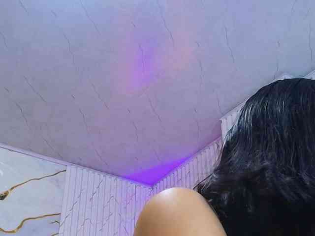 PEACHY-TAY webcam