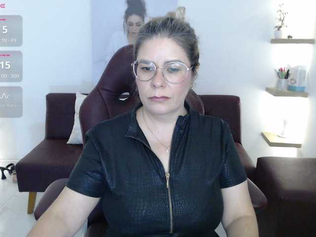 Miss-Diva1 live cam on BongaCams