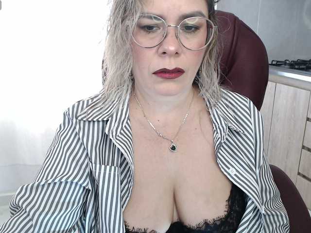 Miss-Diva1 live cam on BongaCams