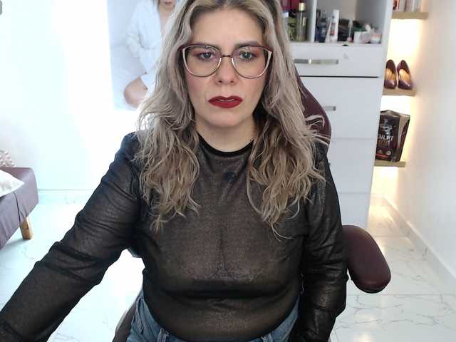 Miss-Diva1 live cam on BongaCams