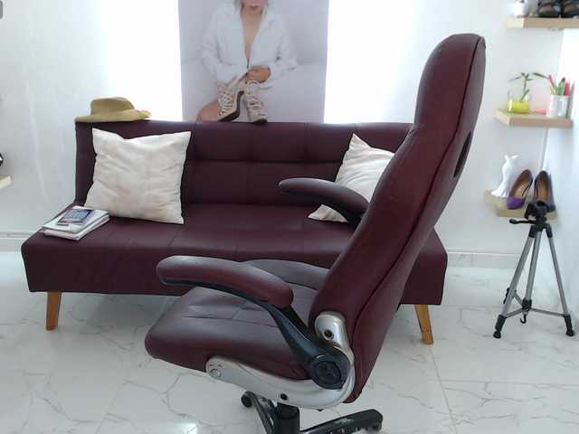 Miss-Diva1 live cam on BongaCams