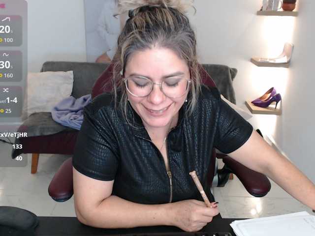 Miss-Diva1, en vivo ahora en BongaCams