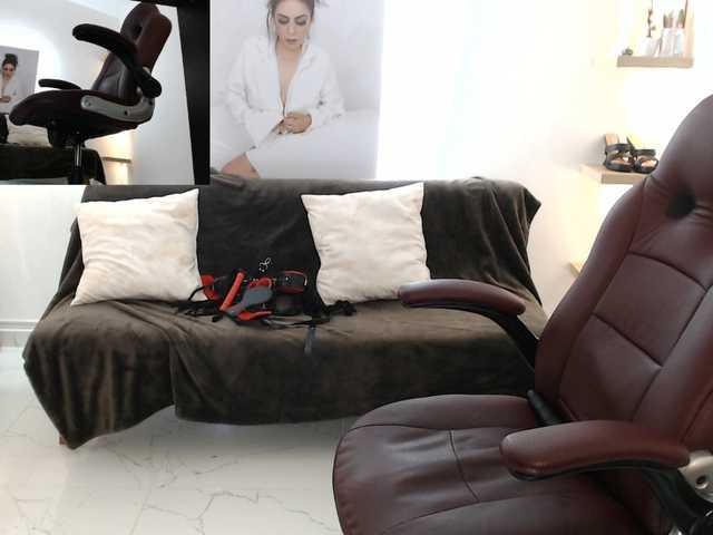 Miss-Diva1 live cam on BongaCams