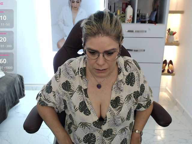 Miss-Diva1 live cam on BongaCams