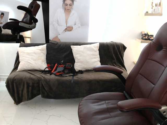 Miss-Diva1 live cam on BongaCams