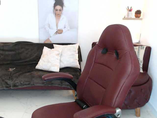 Miss-Diva1 live cam on BongaCams