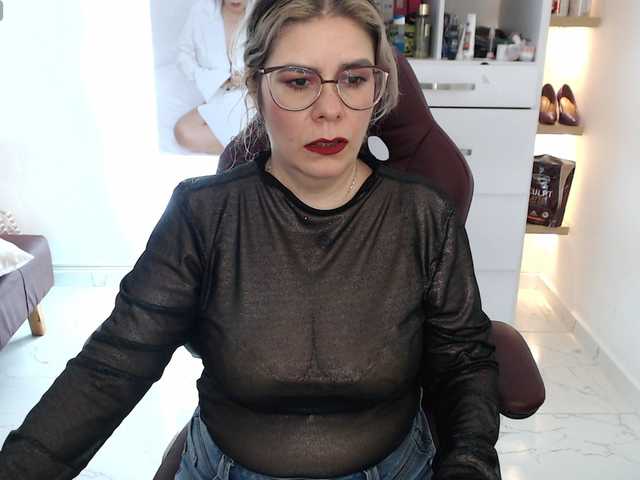 Miss-Diva1 live cam on BongaCams