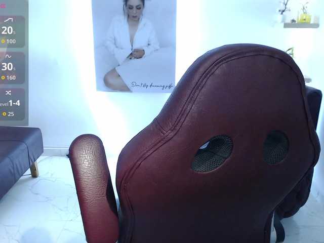 Miss-Diva1 live webcam show