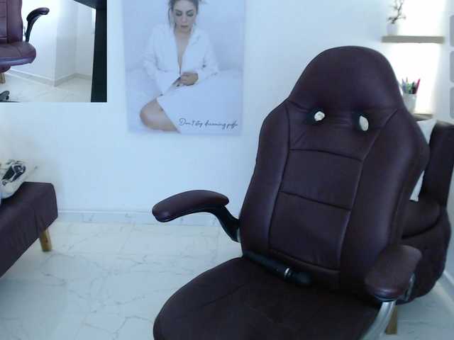 Miss-Diva1 live cam on BongaCams