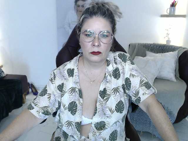Miss-Diva1 live cam on BongaCams